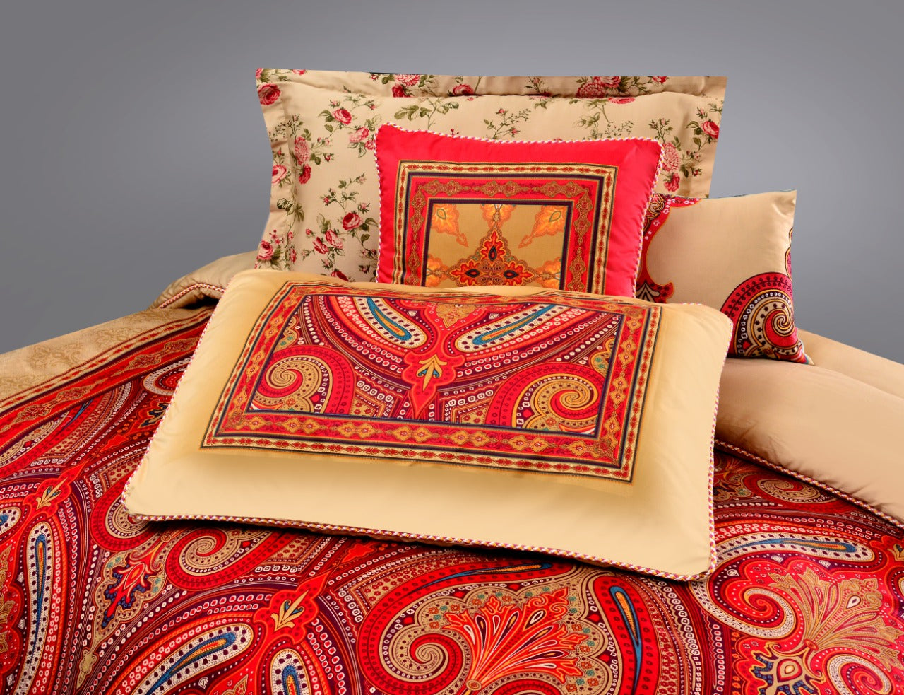 REET 3 PCs Bedsheet | 3 PCs Bed Spread | Quilt Cover | 8 PCs Comforter Set - Queen | King - Cotton Sateen